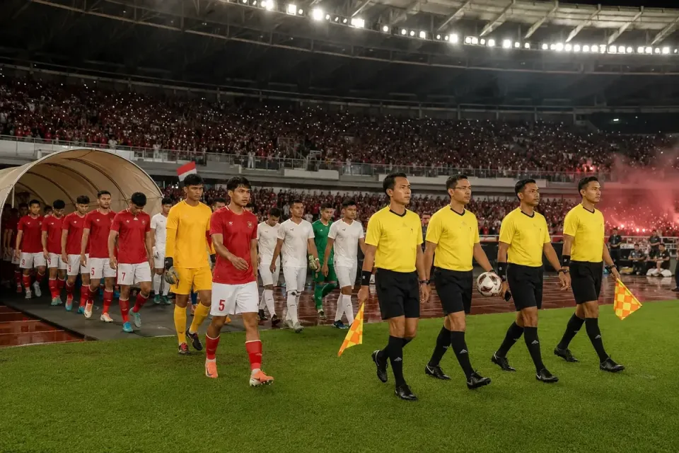 Teams walk out to a packed stadium as the new Super League season gets underway.